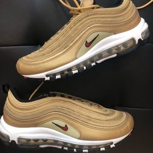 Air Max 97’s Metallic Gold Women’s 8.5 Brand New
